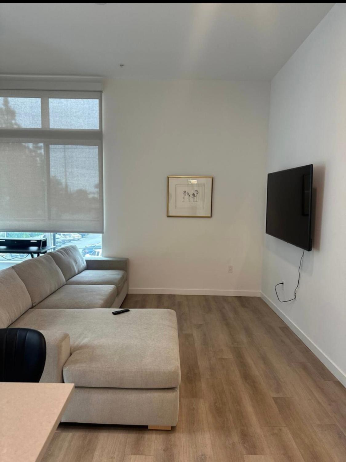 Walk Of Fame Upscale Hollywood 2bedroom 2bath Pool, Sky Lounge, Free Parking Apartamento *